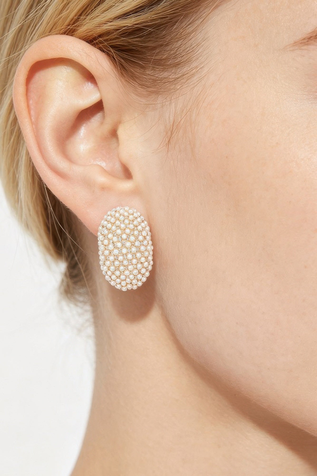 Oval Pearl Rhinestones Stud Earrings