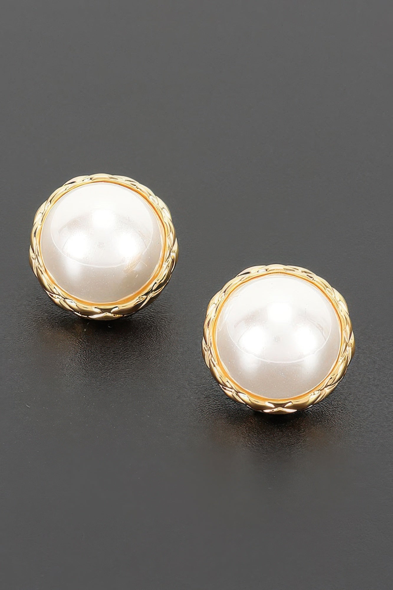 Braided Metal Frame Round Pearl Stud Earrings