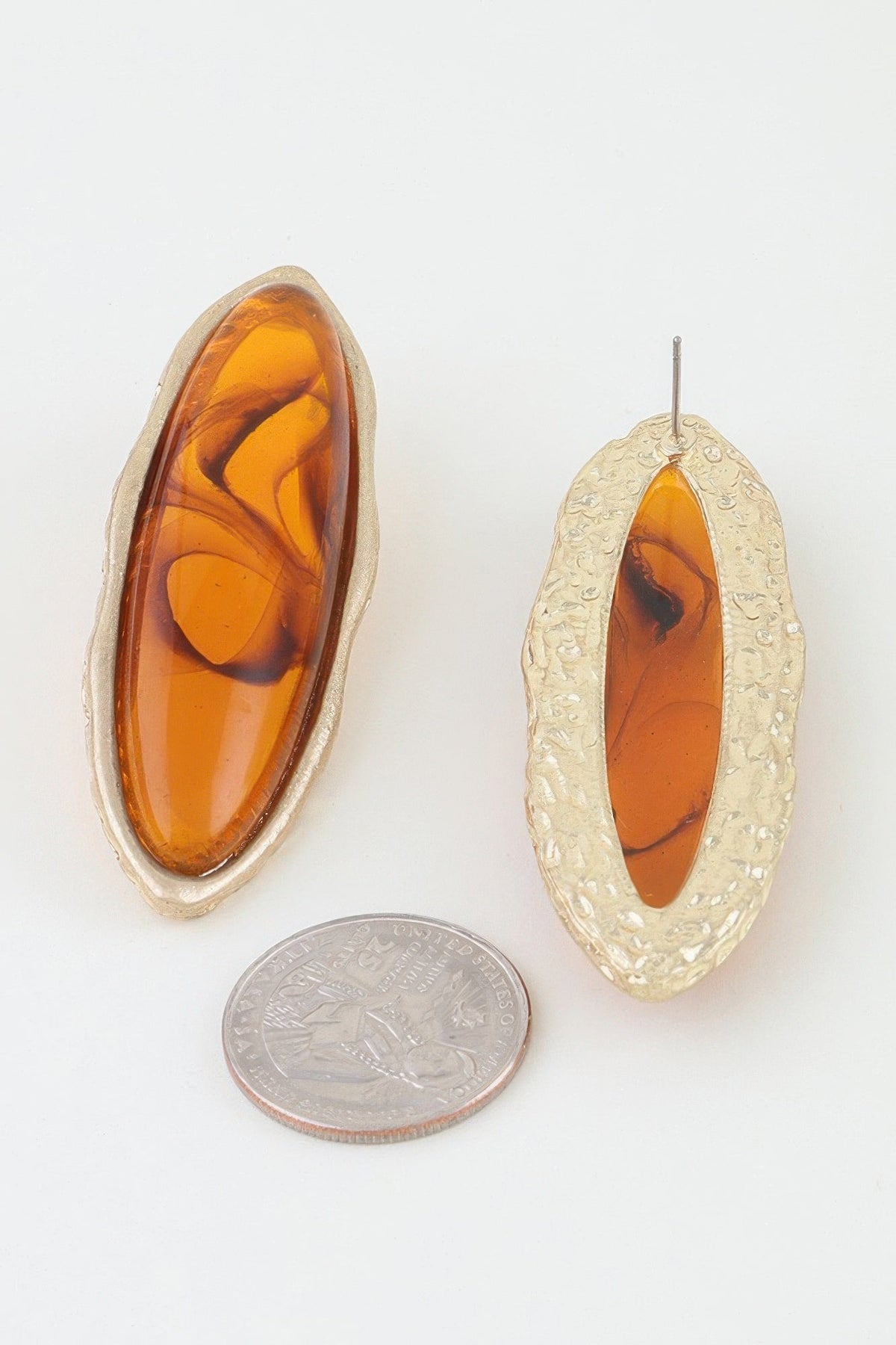 Minimal Ripple Oval Stone Earrings