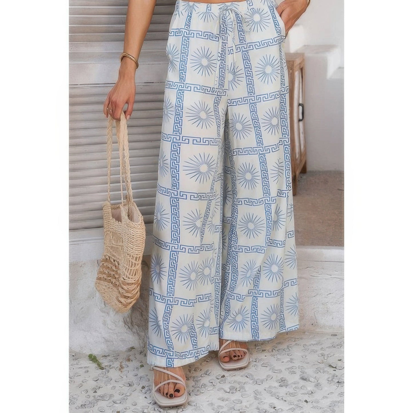 Allover Print Drawstring Pockets Wide Leg Pants See size chart under “more details”