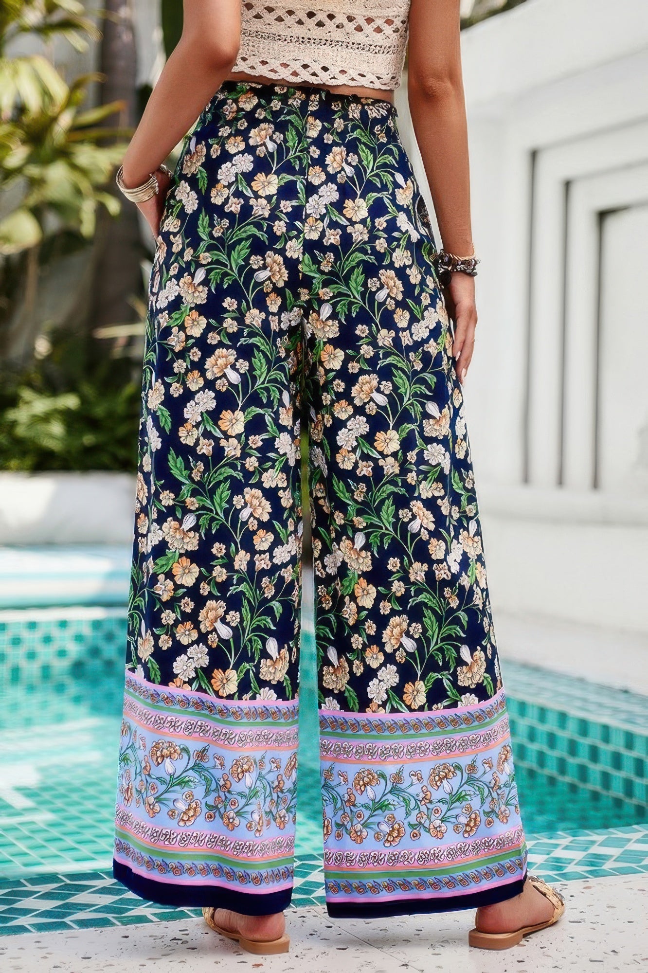Floral Print Wide Stright Leg Pockets Elastic Pant See size chart under “more details”