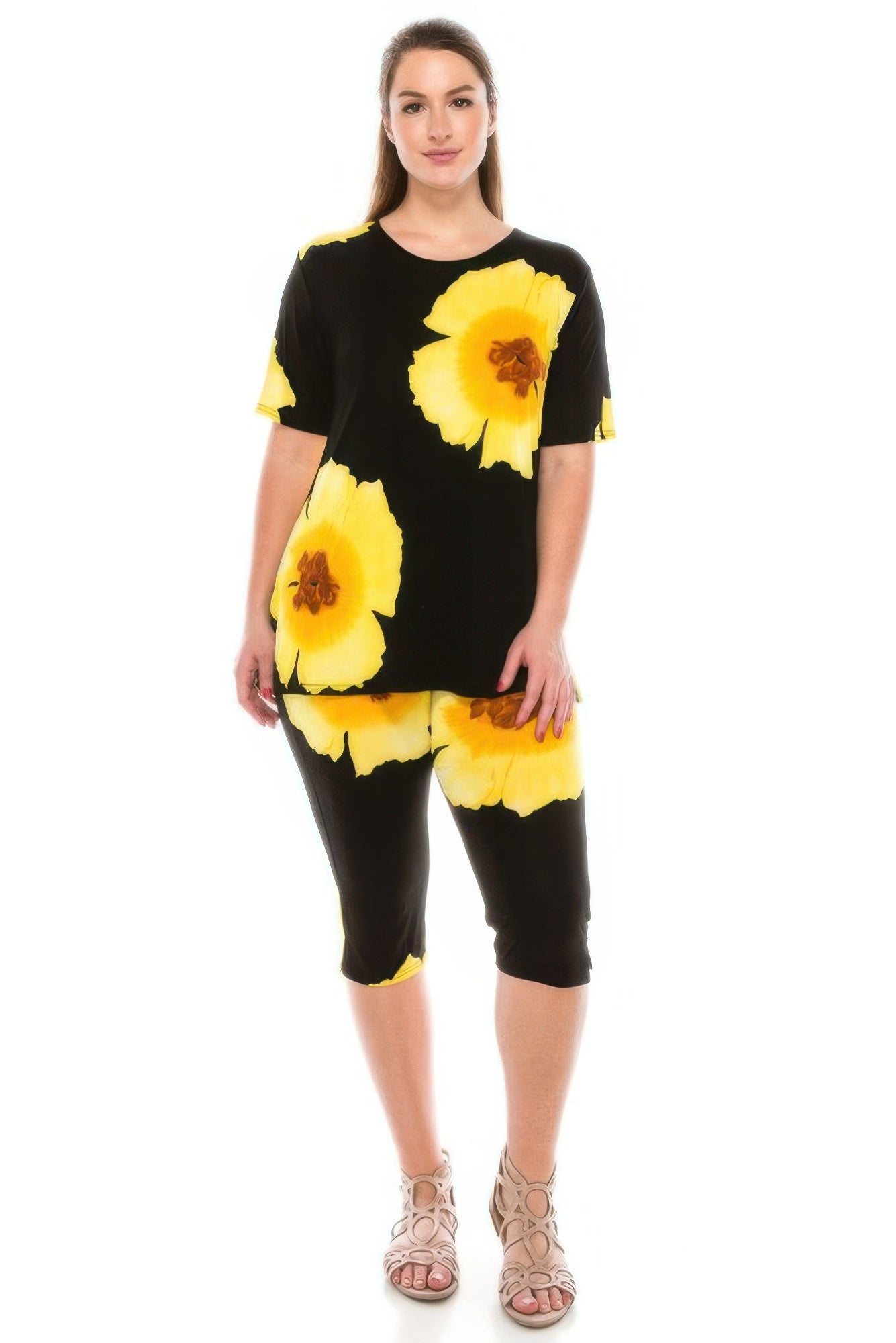 Conjunto de Blusa y Capri con Estampado Floral Ver tabla de tallas en "más detalles"