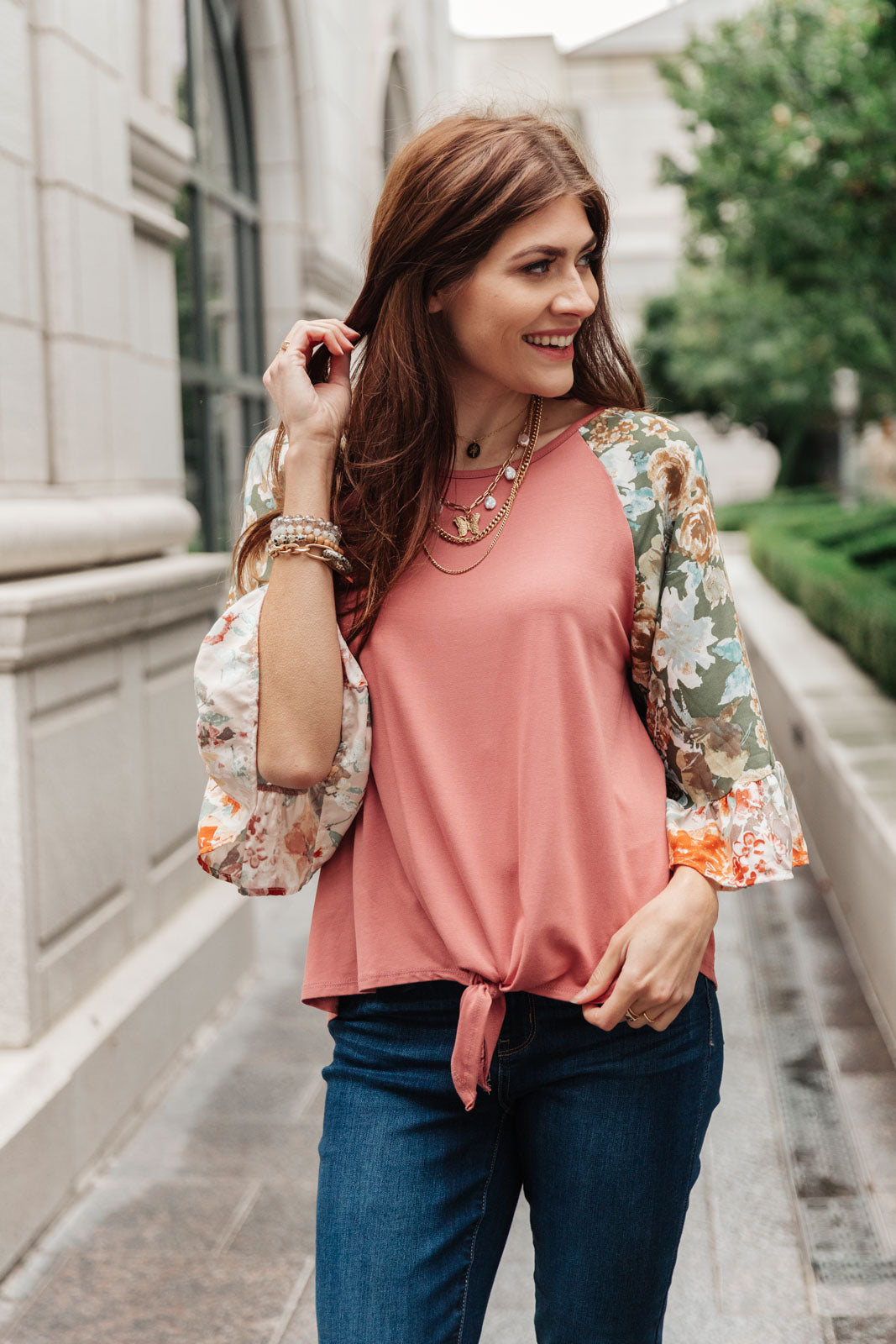 Blusa "Lleva tus flores en las mangas"