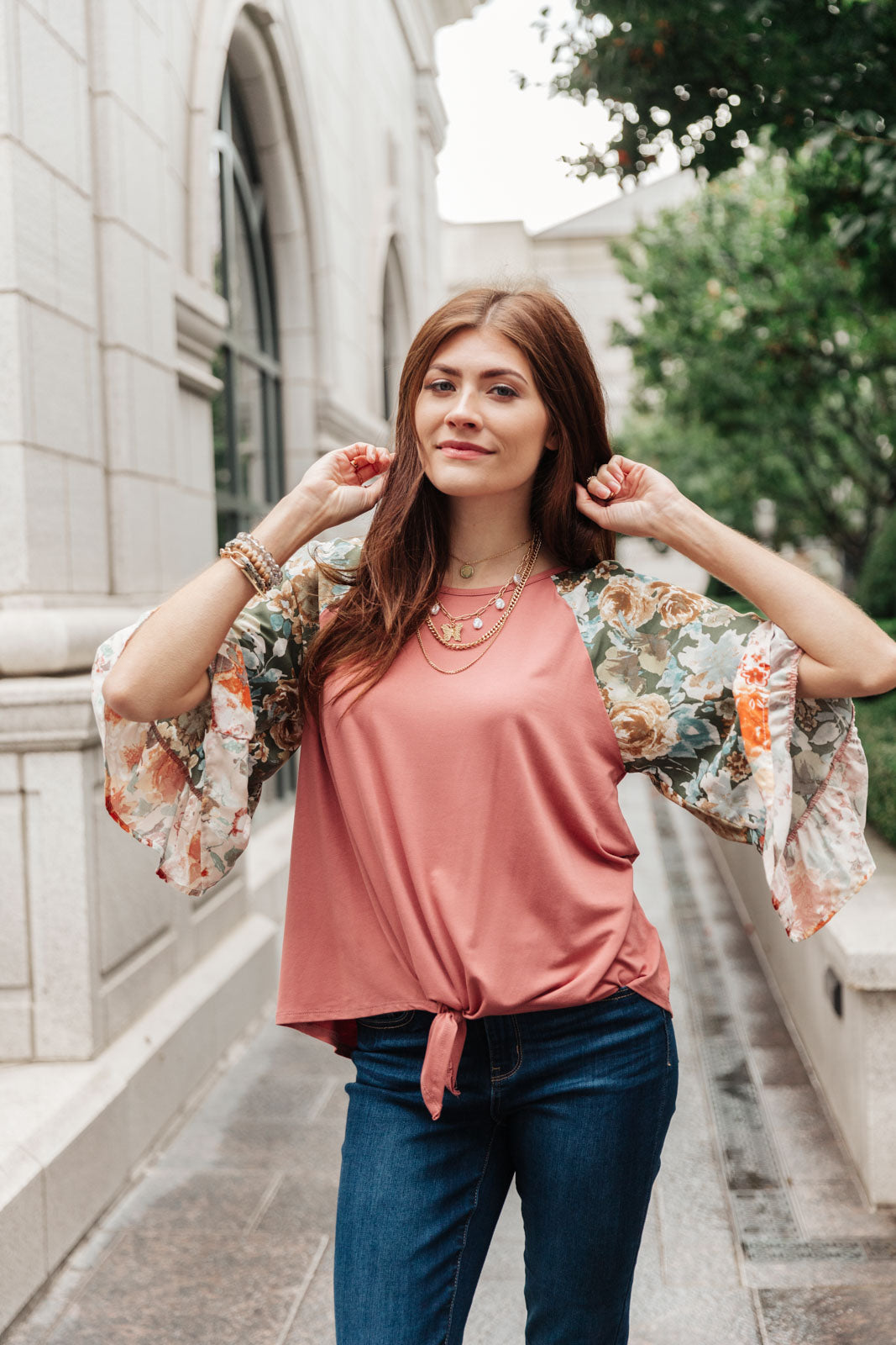 Blusa "Lleva tus flores en las mangas"