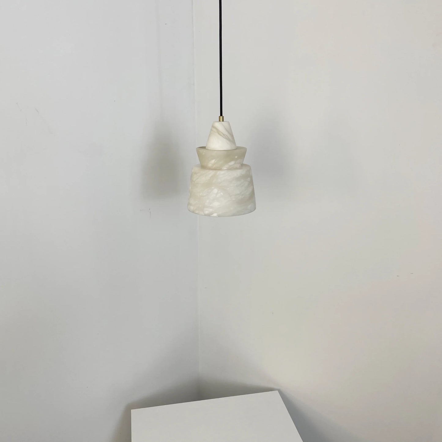 Lámpara colgante de alabastro blanco