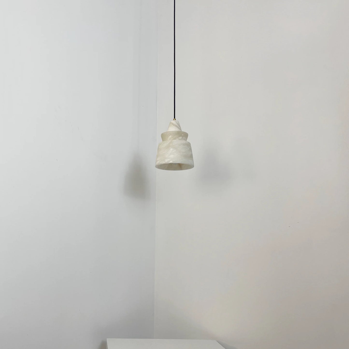 Lámpara colgante de alabastro blanco