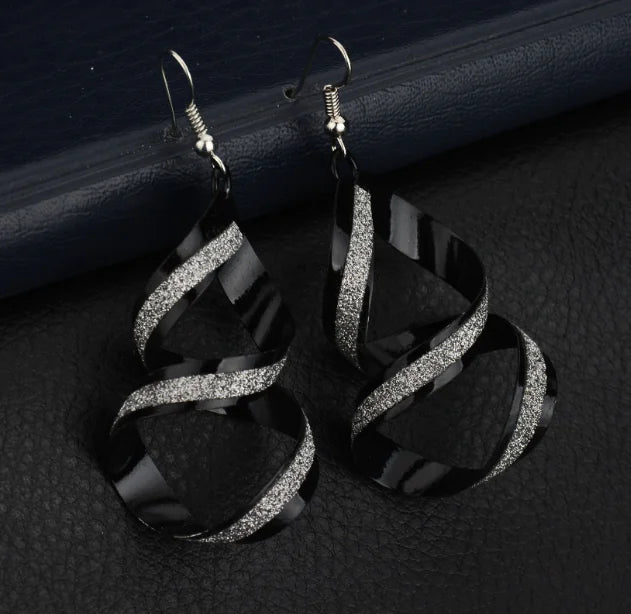 Pendientes y aretes de moda