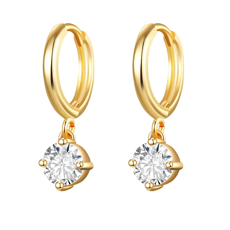Pendientes de oro blanco con forma de corazón y diamantes