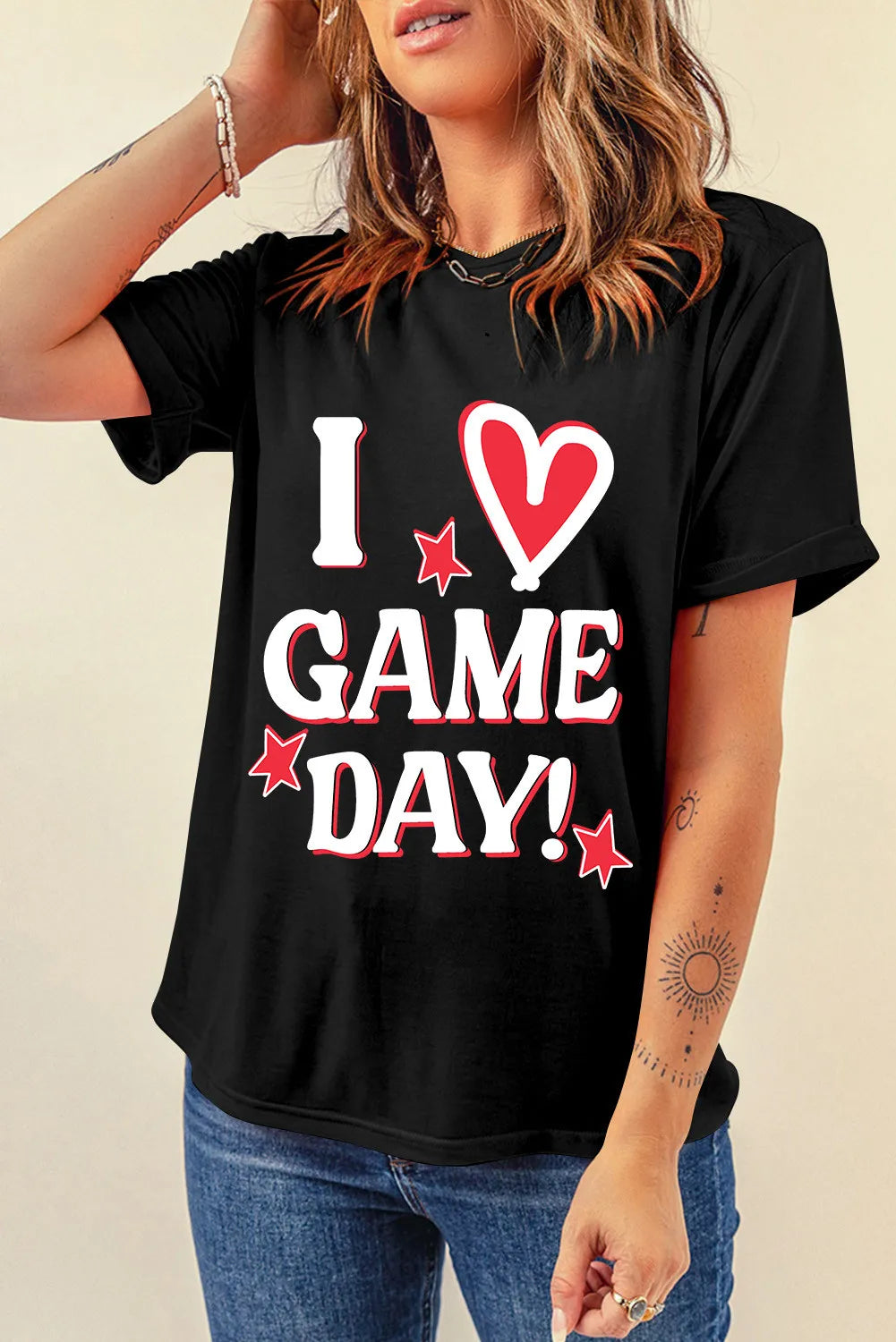 Camiseta de manga corta con cuello redondo y estampado de letras