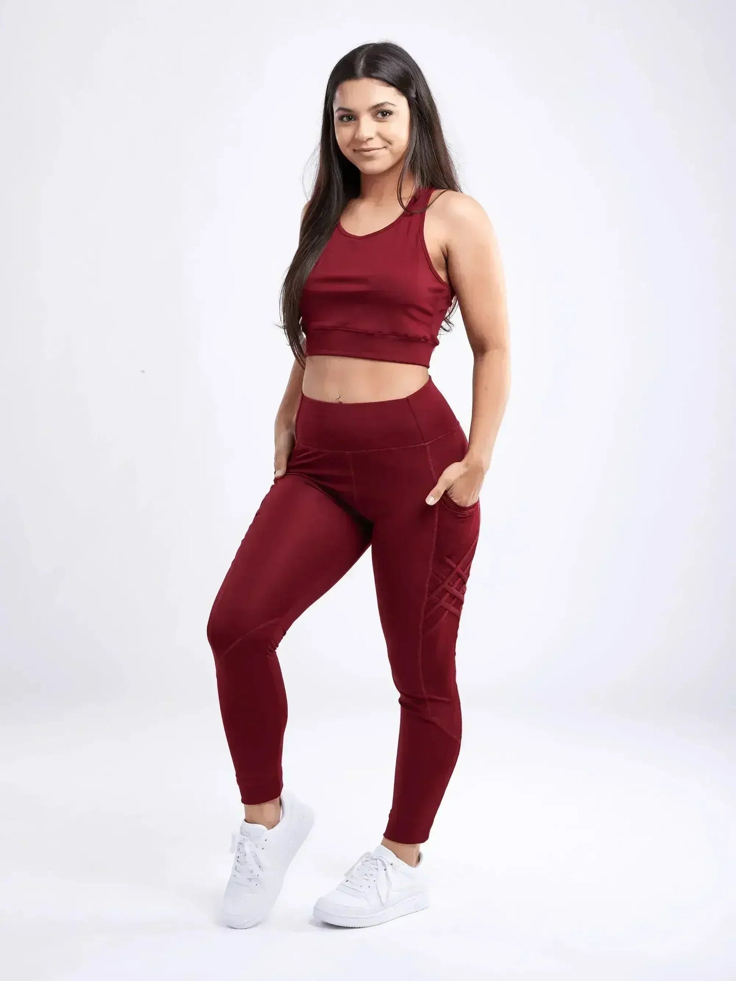 Racerback Training Crop Tank – Lightweight & Breathable for Workouts