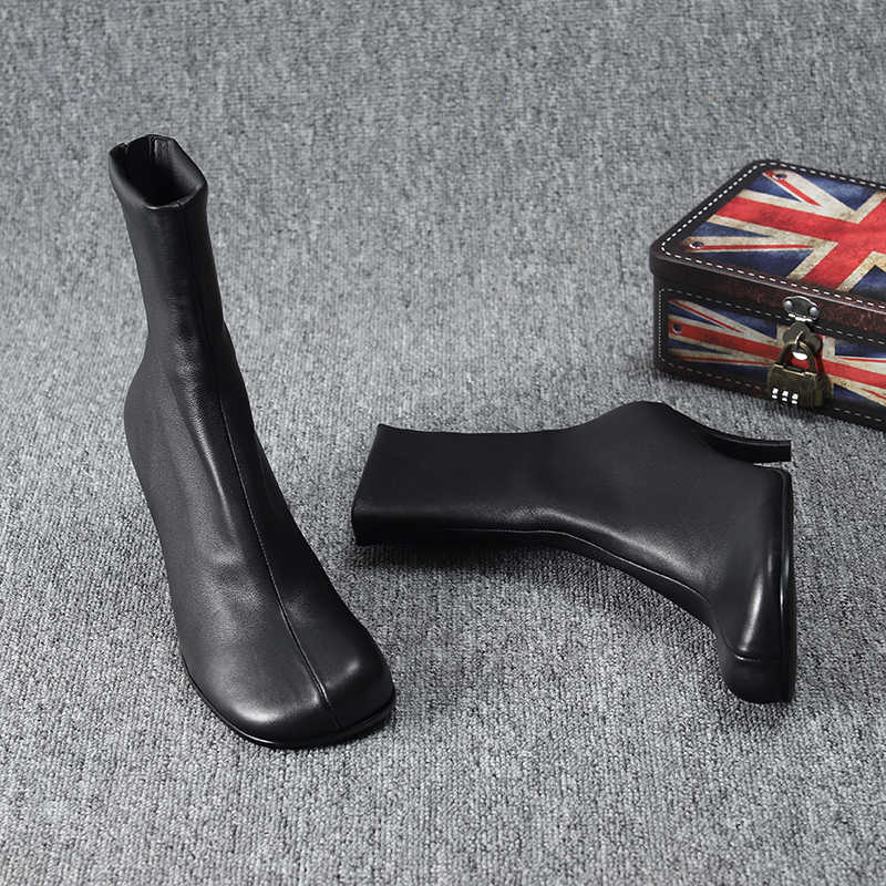 Women's Versatile Soft Leather Square-toe Ankle Boots