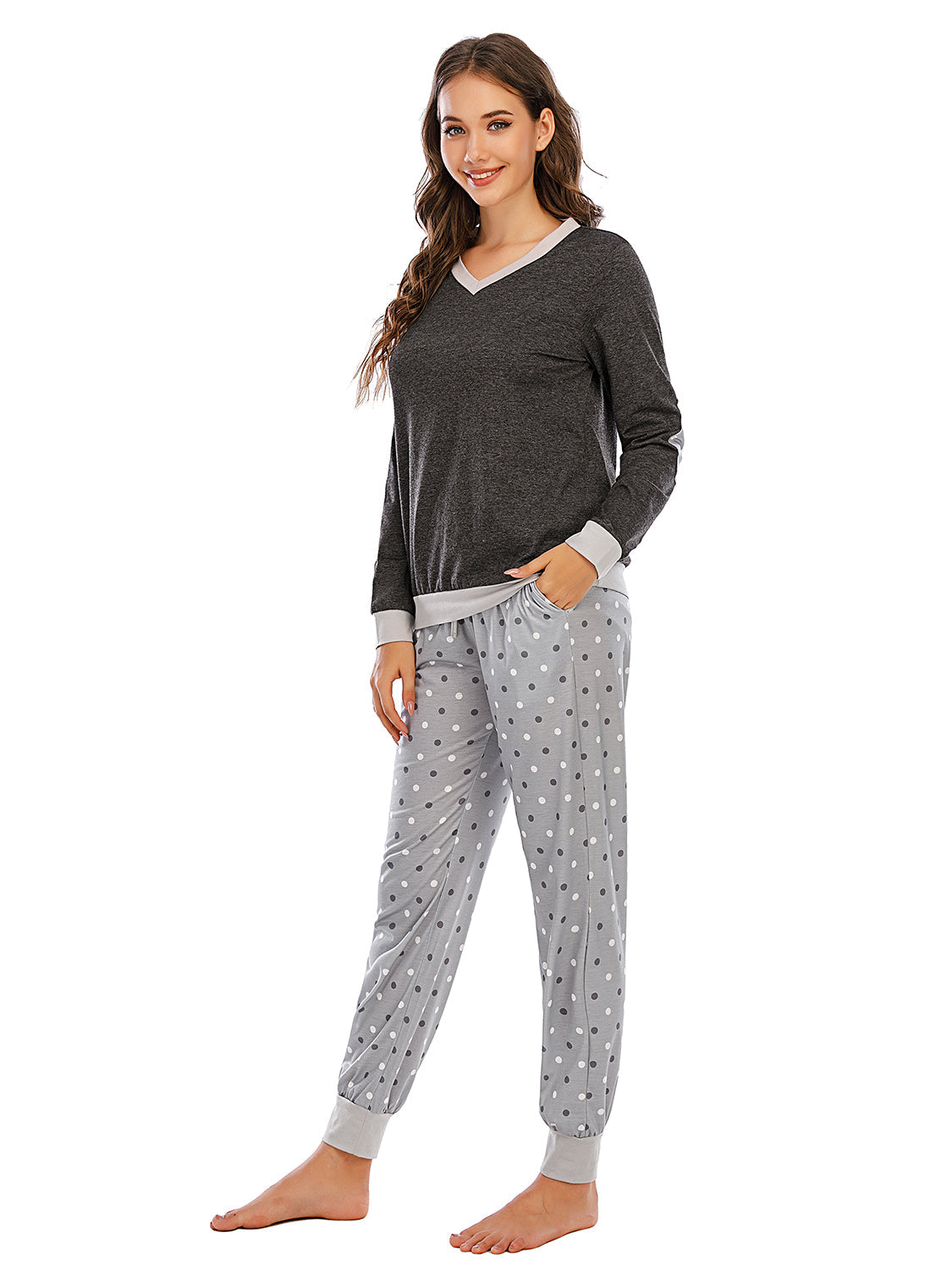 Conjunto de top de manga larga y pantalones de lunares