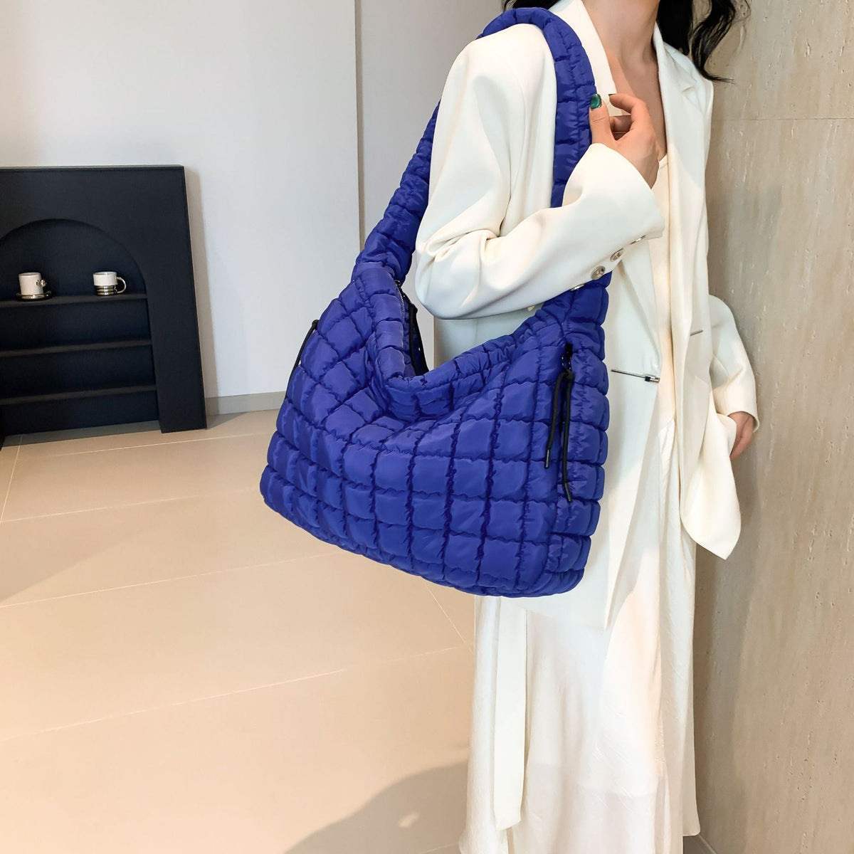 Women's Quilted Cloud Travel Bag