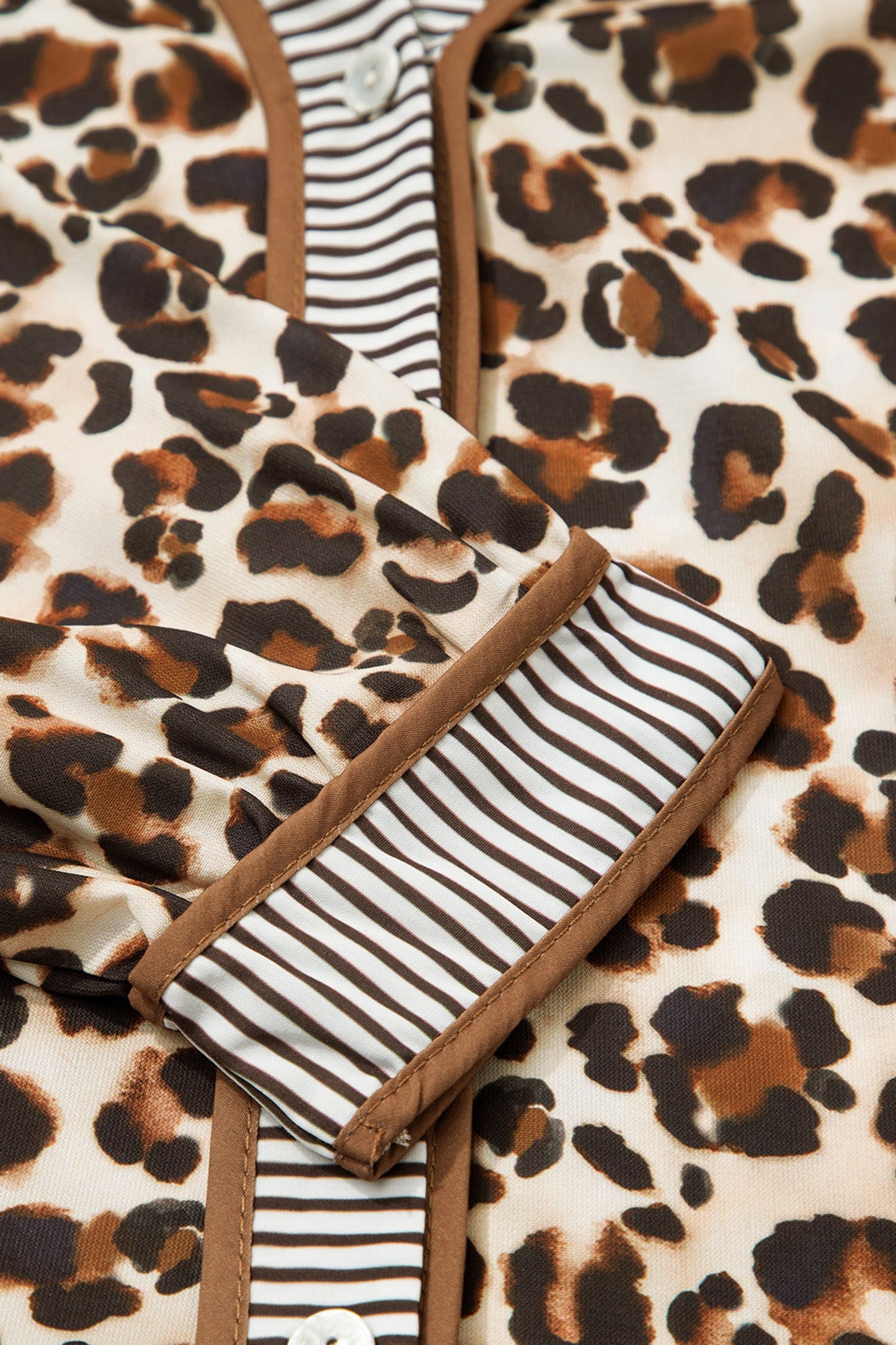 Minivestido suelto de manga 3/4 con estampado de leopardo marrón a rayas y retazos