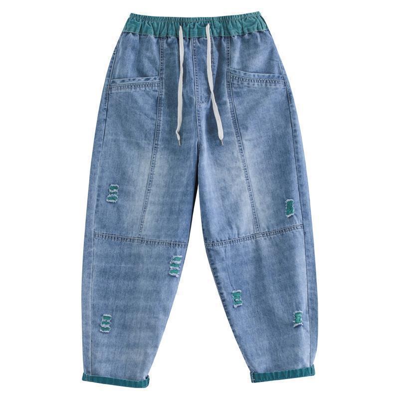 Vaqueros capri rasgados de moda de verano para mujer