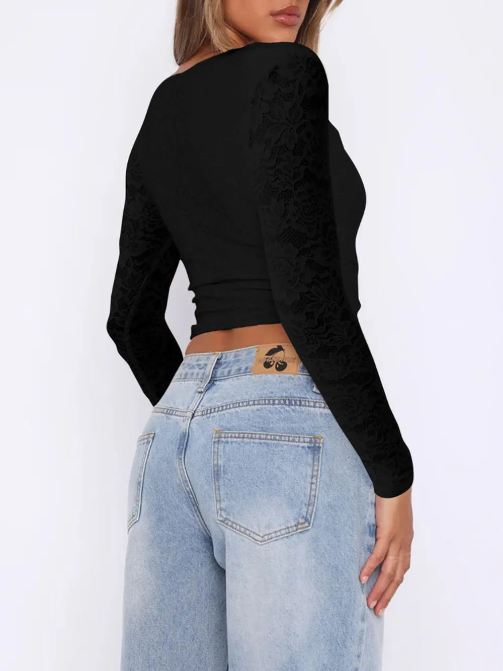 Top de encaje de manga larga con cuello de pico Devine