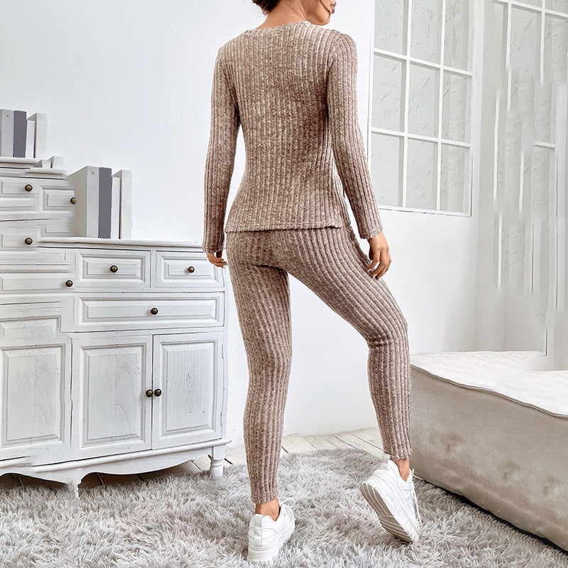 Conjunto de salón de camiseta de manga larga y pantalón de punto acanalado para mujer