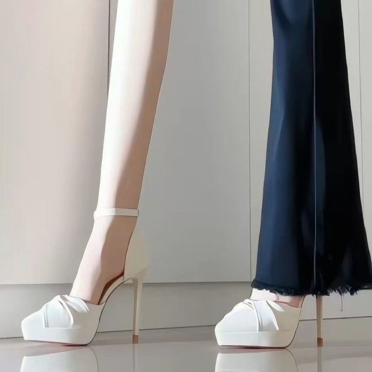 Women Pleated Square Toe Platform High Heels Ankle Strap Stiletto Pumps Wedding Party Dress Shoes