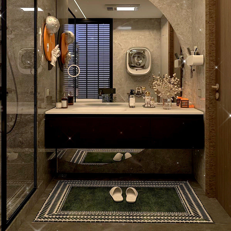 Absorbent Non-slip Floor Mat For The Bathroom Or Shower Entrance