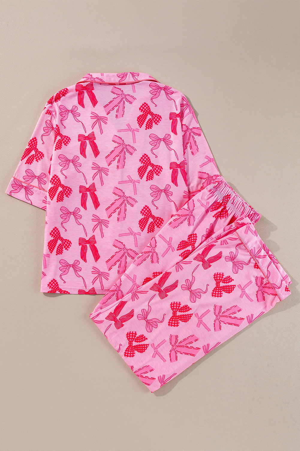 Conjunto de pijama de lazo rosa con estampado de solapa, manga corta y pantalón