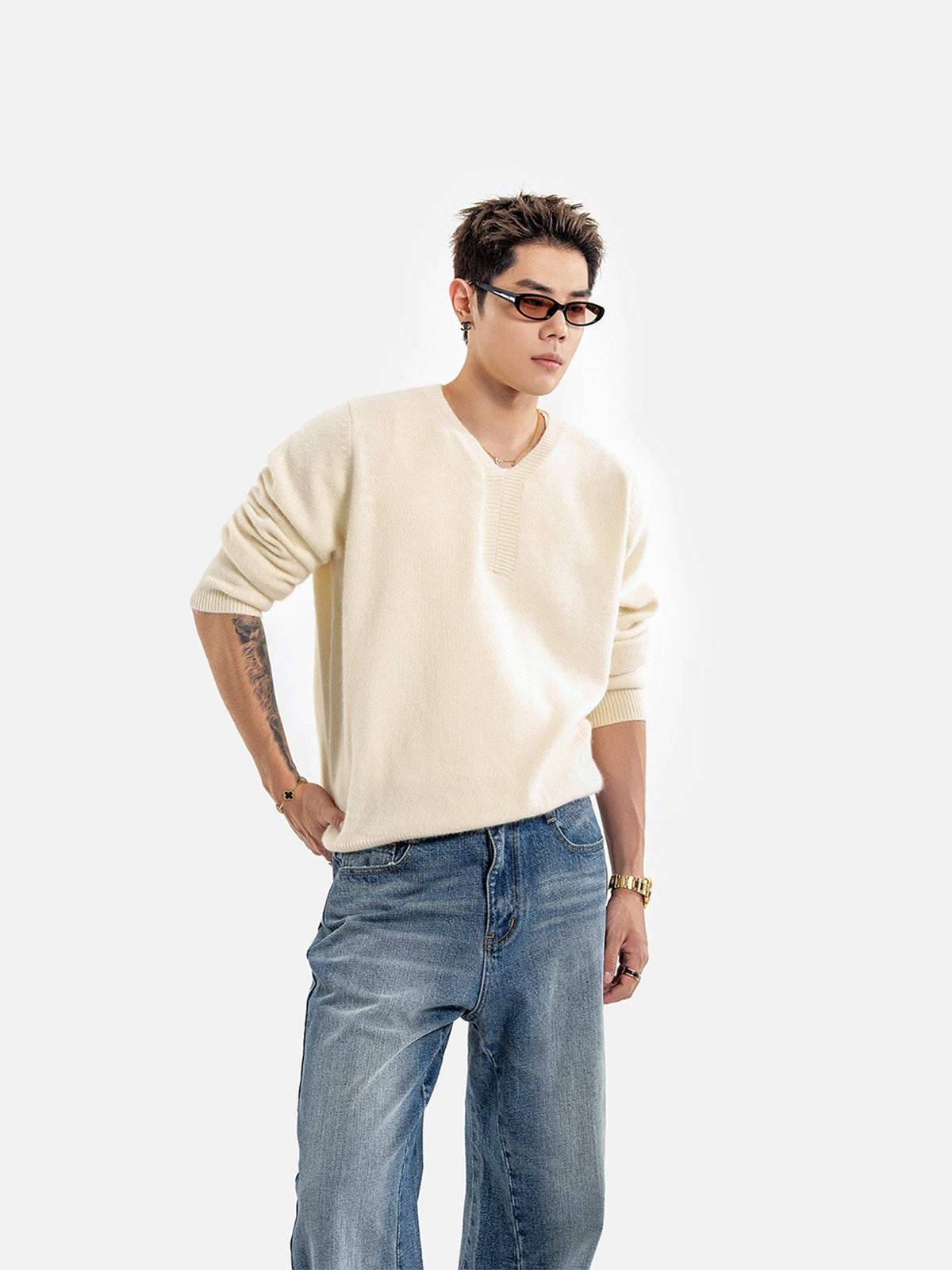 Loose Fitting Versatile Pullover Sweater