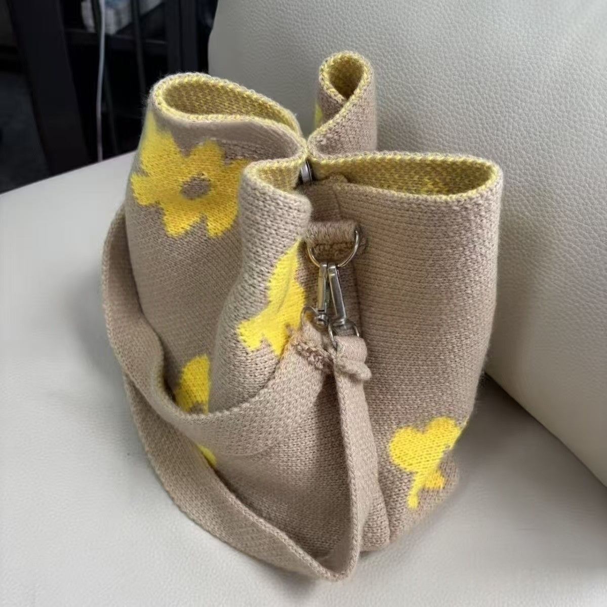 Women's Hand-Crocheted Flower Tote Bag Handbag