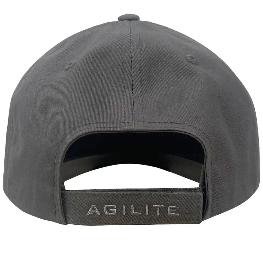 Gorra con el logo del escorpión
