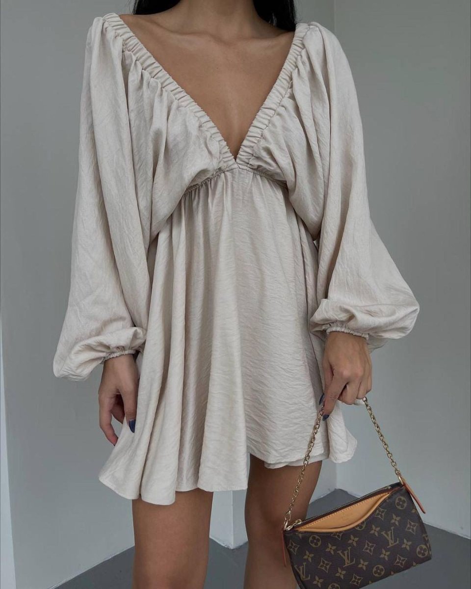 Fashionable V-neck Lantern Sleeve Dress for Women