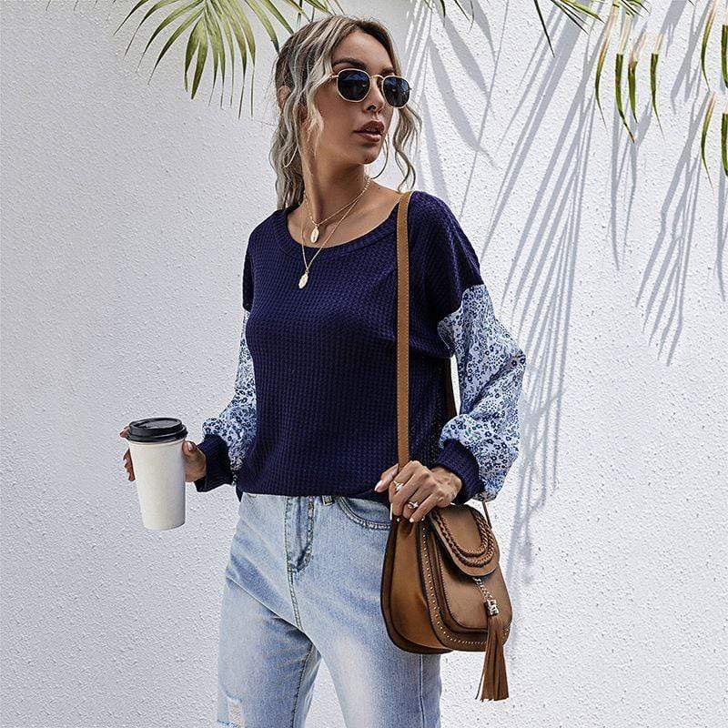 Suéter con estampado floral de dos tonos