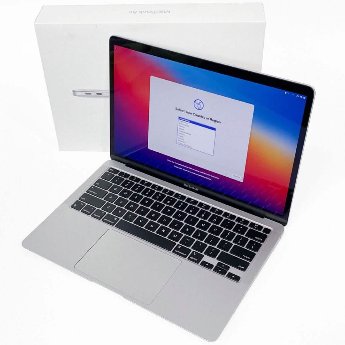 Apple MacBook Air 2020 13" 3.2GHz 8-Core M1/8GB/256GB Flash/7-Core GPU (Refurbished)