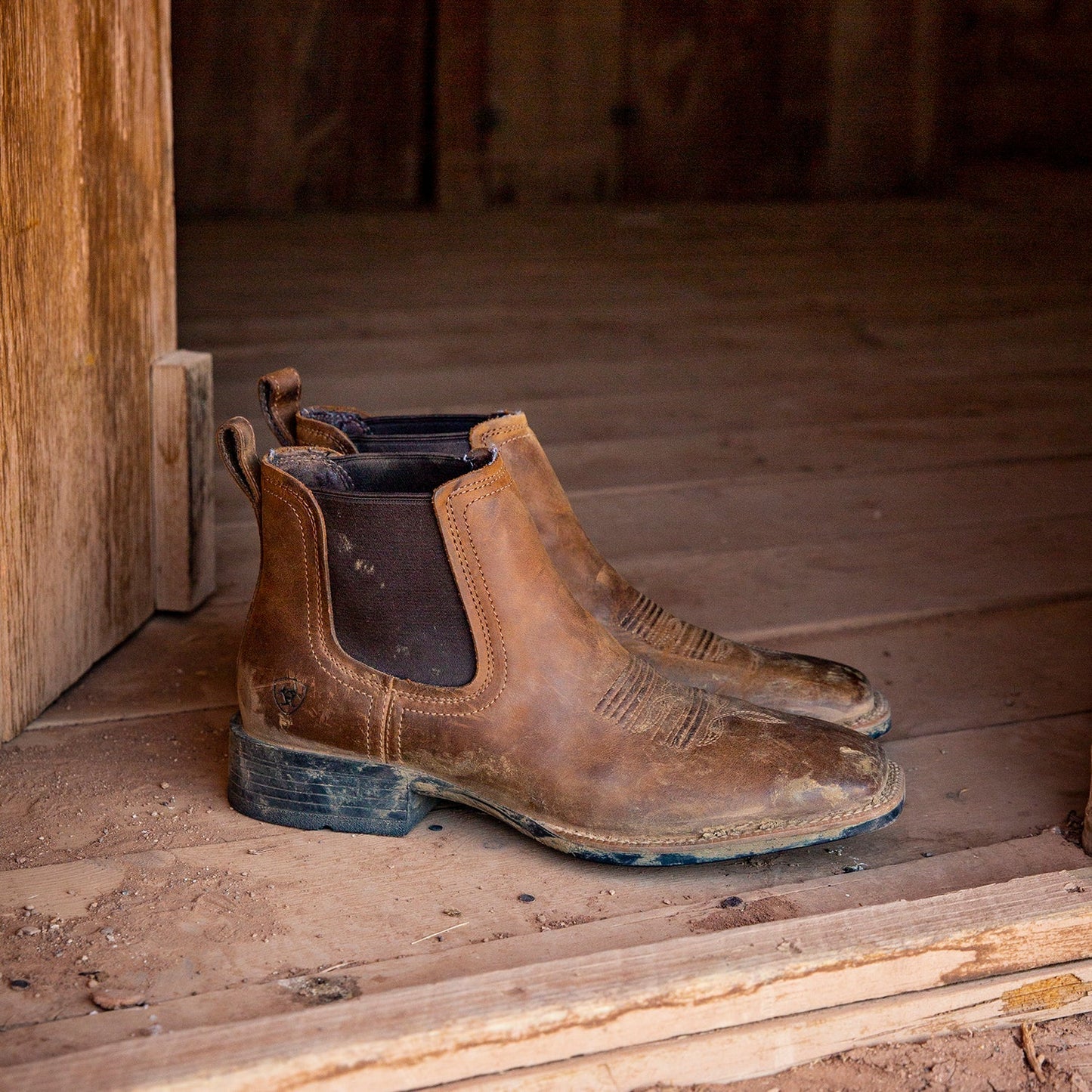 Bota vaquera ultraligera Booker de Ariat para hombre