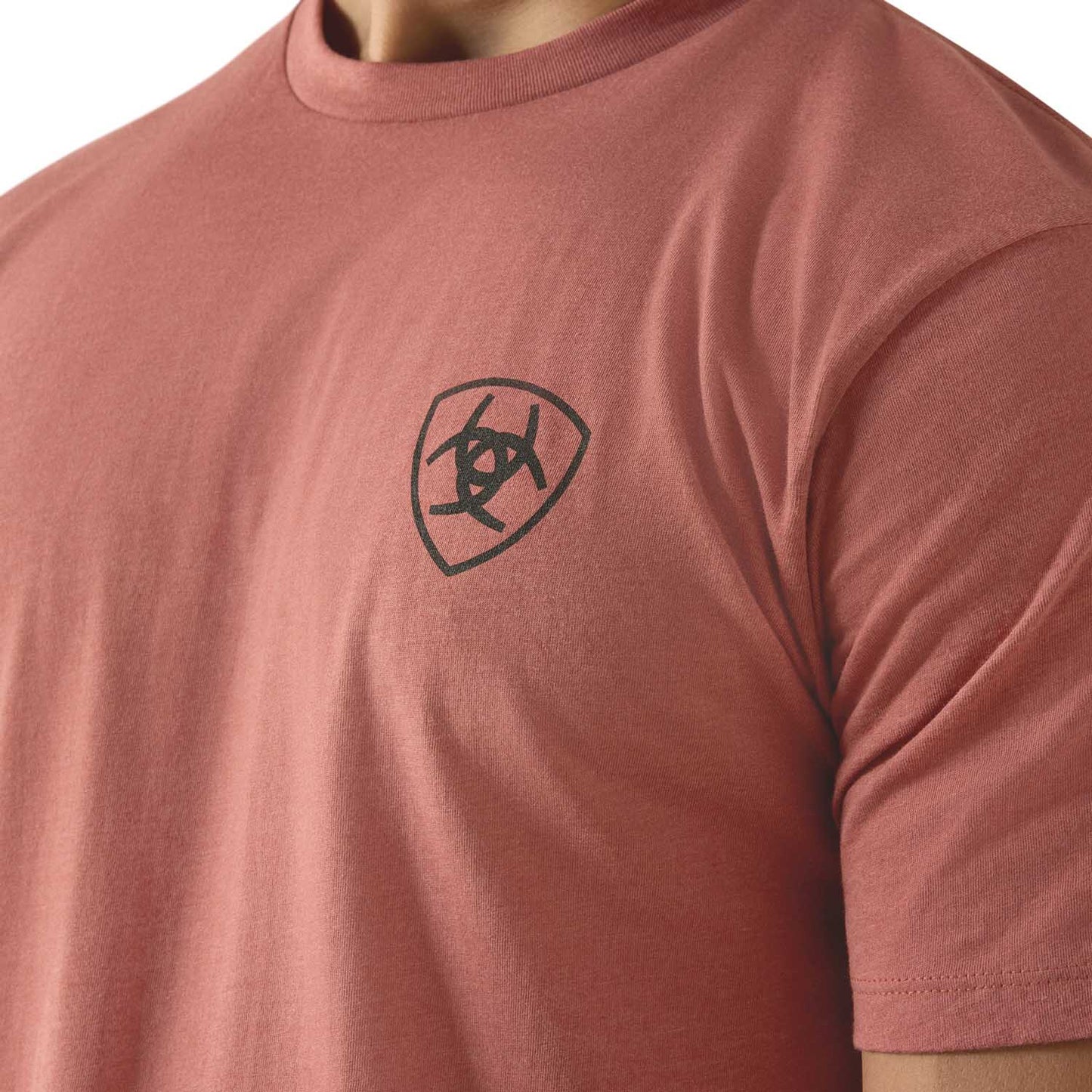Camiseta Ariat de manga corta para hombre, gráfico occidental Banner Badge