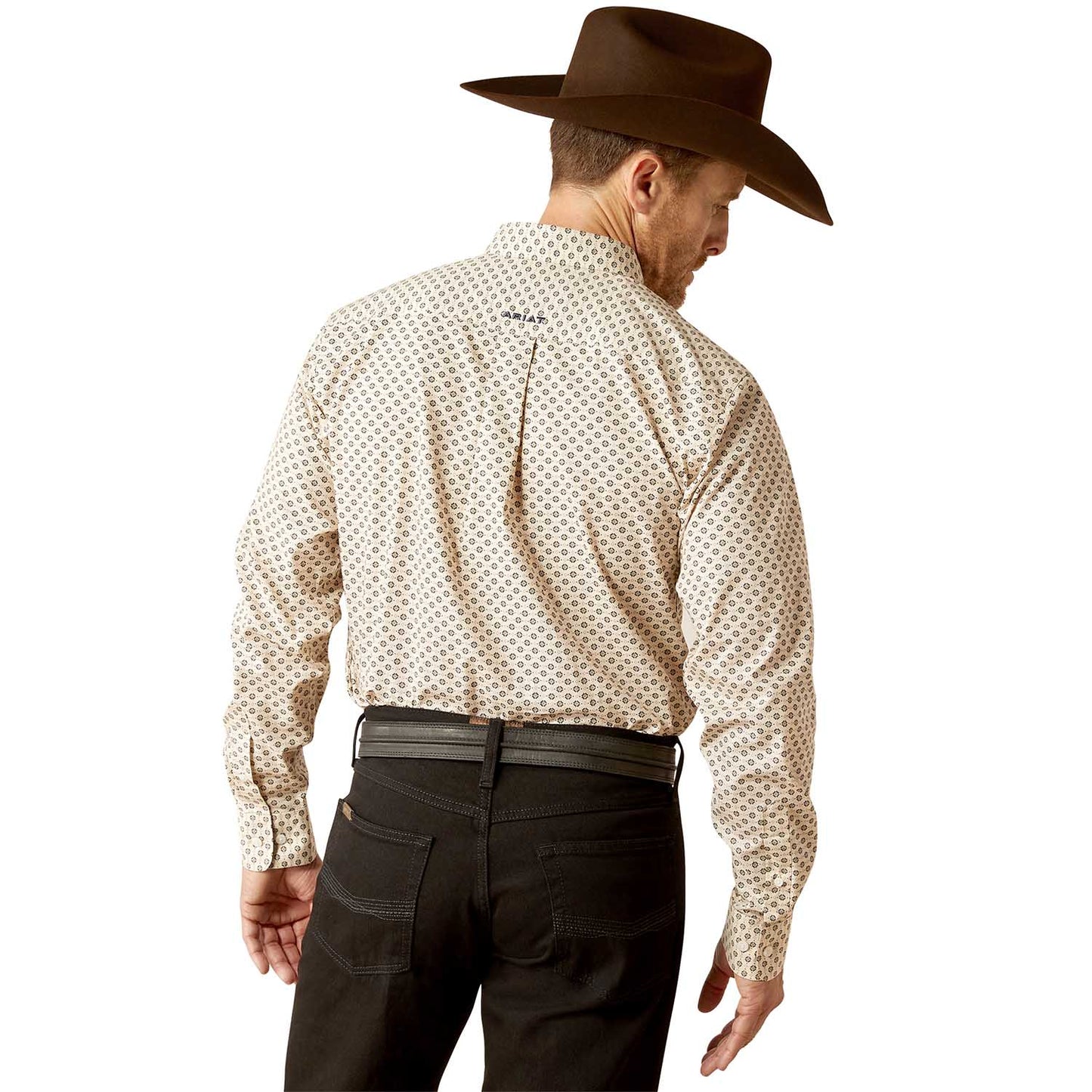 Camisa ajustada de manga larga sin arrugas Fraiser Ariat para hombre