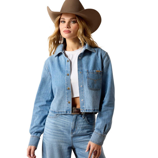Camisa vaquera corta Ariat Western cómoda con broches para mujer