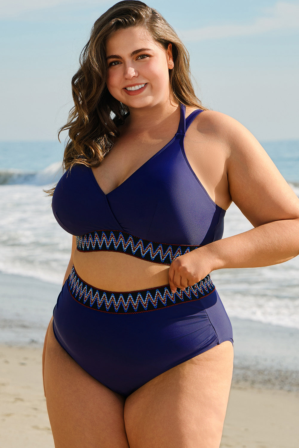 Bikini de talla grande azul marino con bordado, nudo y talle alto