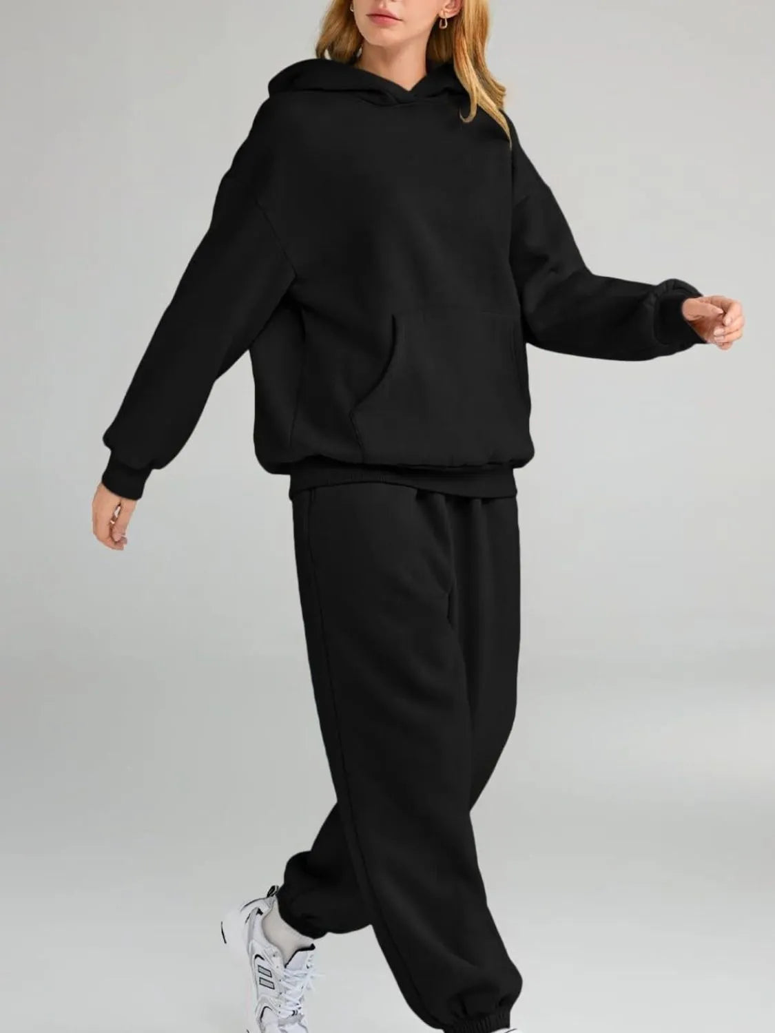 Conjunto de Sudadera con Capucha (Bolsillo Canguro) y Joggers de Talla Grande