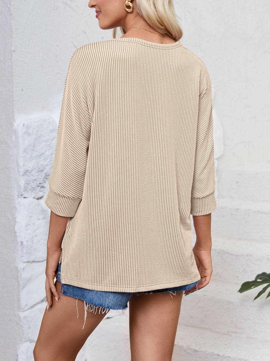 T-Shirts Trendsi just arrived - Textured 3/4 sleeve blouse