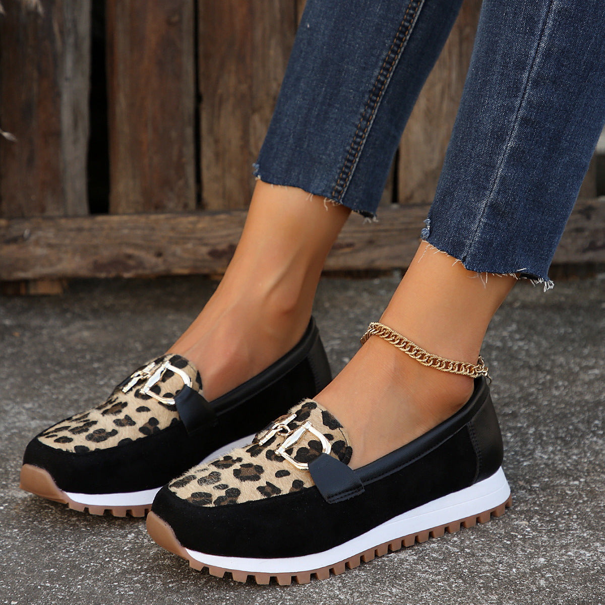 Women's Metal Buckle Flat Shoes