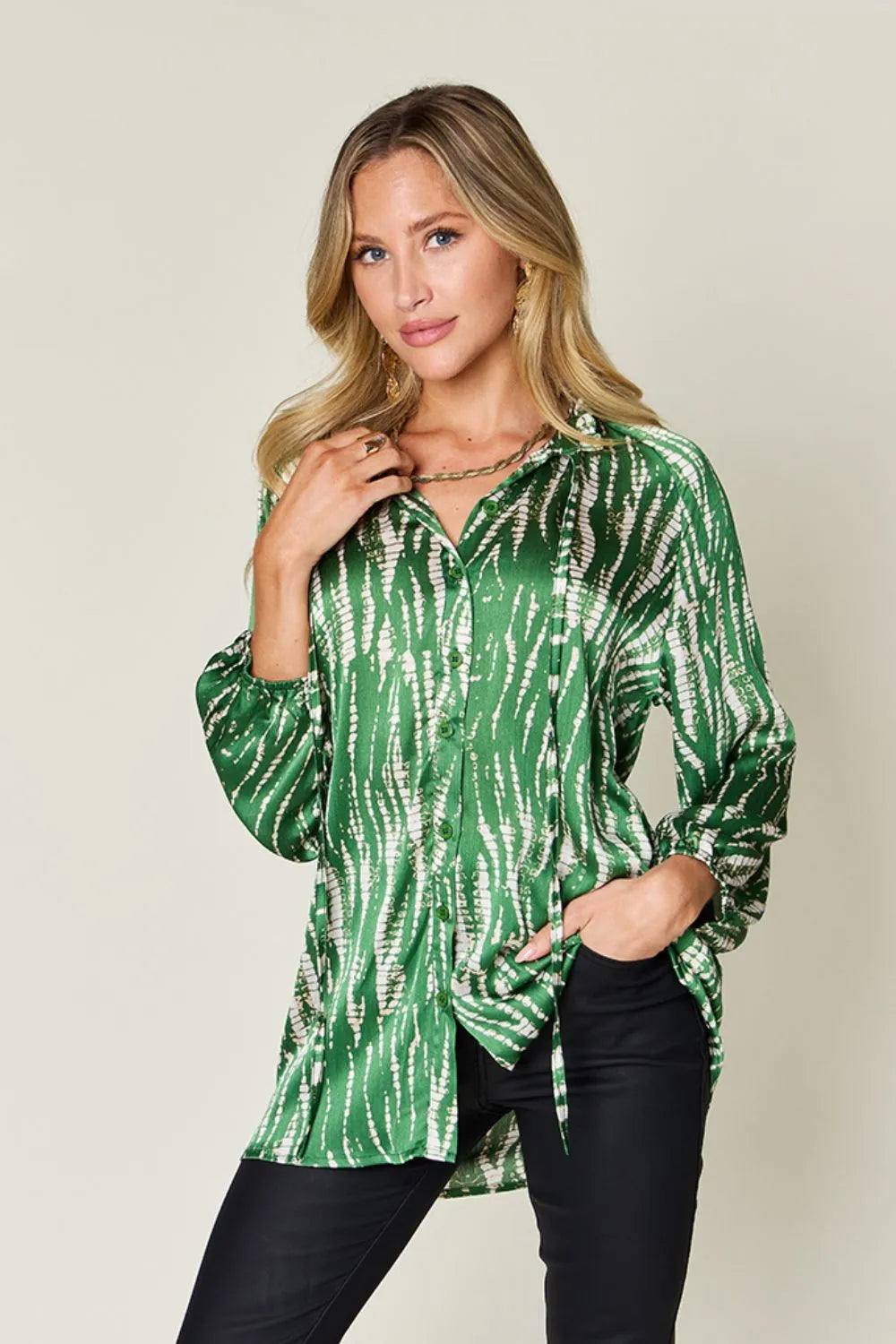 Camisa abotonada de manga larga estampada Full Size Double Take