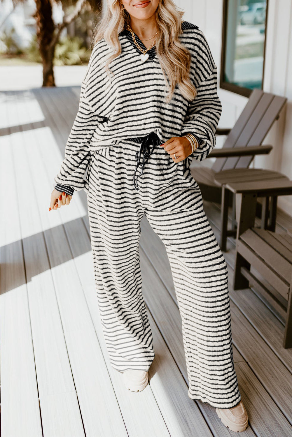 Conjunto de Top de Manga Larga con Cuello Texturizado a Rayas Azul Cielo y Pantalones con Cordón