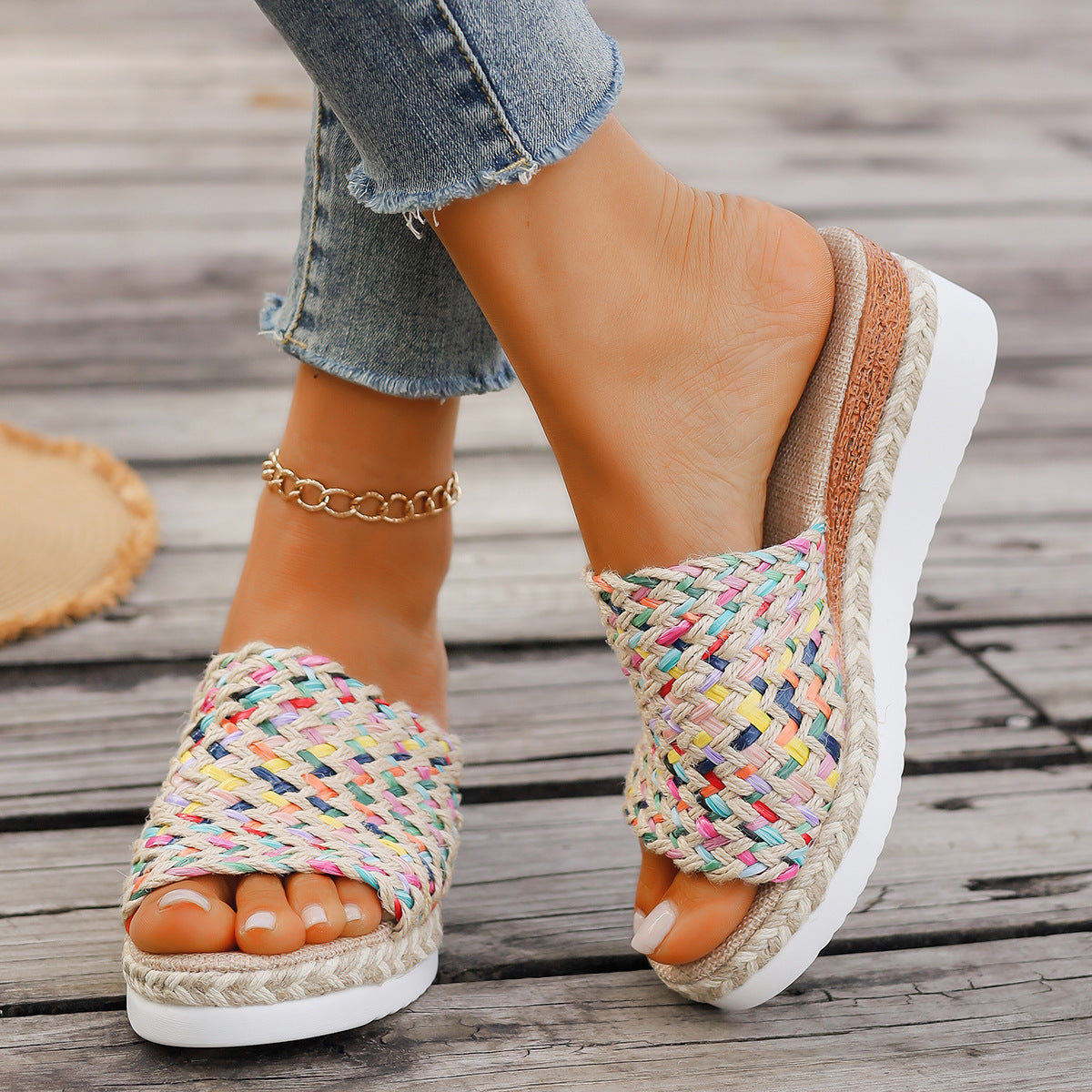 Women's Woven Platform Fish Mouth Slippers