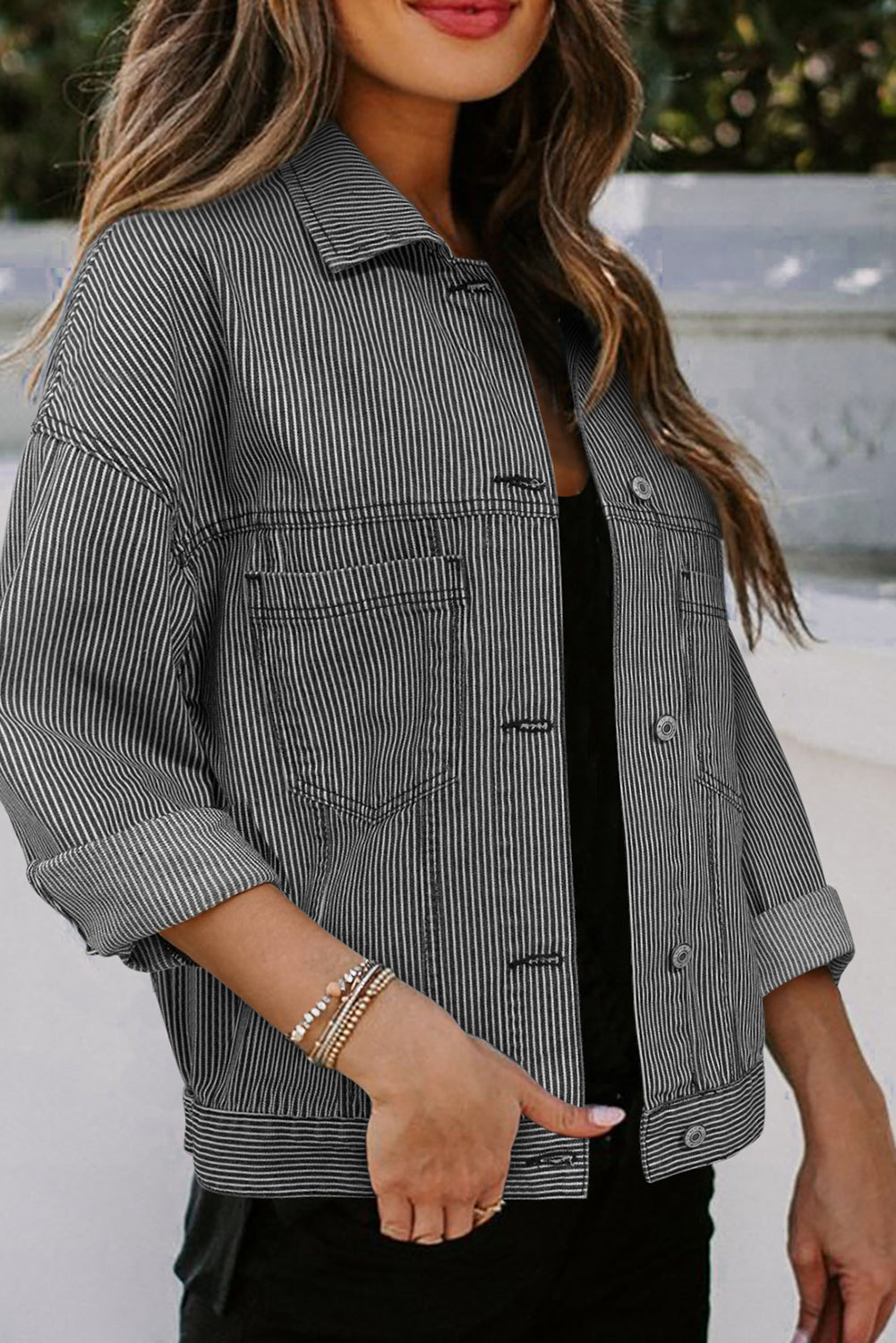 Chaqueta vaquera oversize con bolsillo, lavada a la piedra, a rayas azules