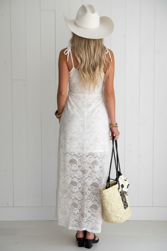 Vestido largo de encaje floral con tirantes finos Ver tabla de tallas en “más detalles”