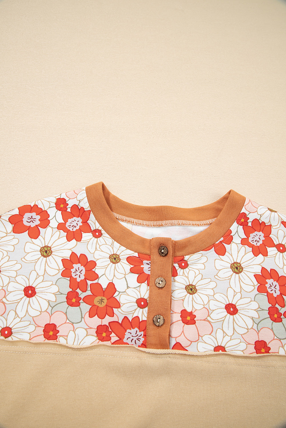 Top informal de patchwork a cuadros con estampado floral en pergamino