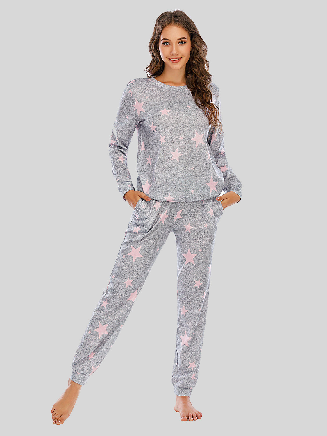 Conjunto de pijama de top y pantalón con estrellas