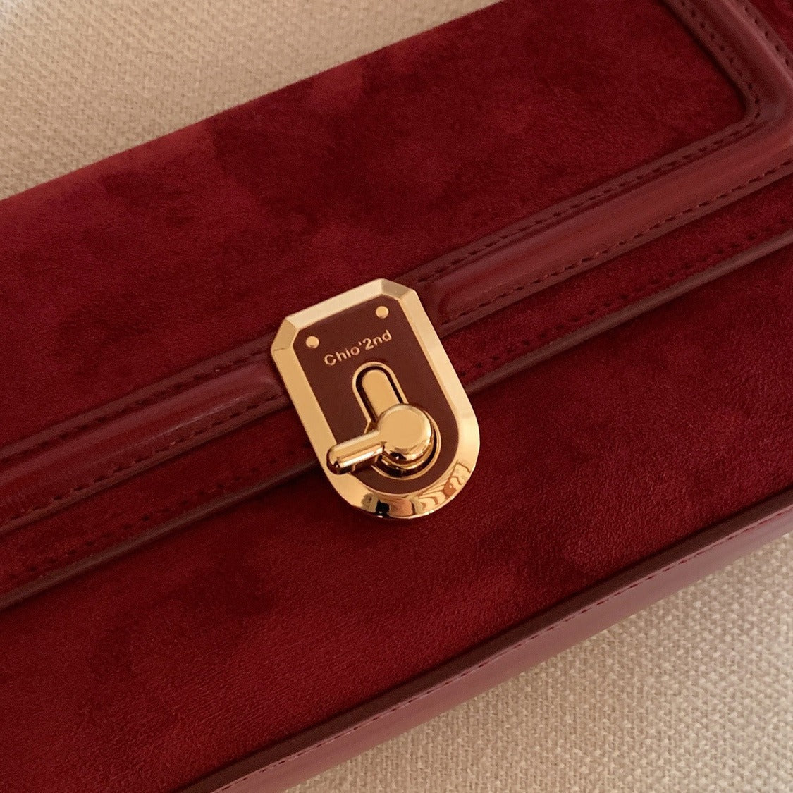 Women's Retro Red Crossbody Bag