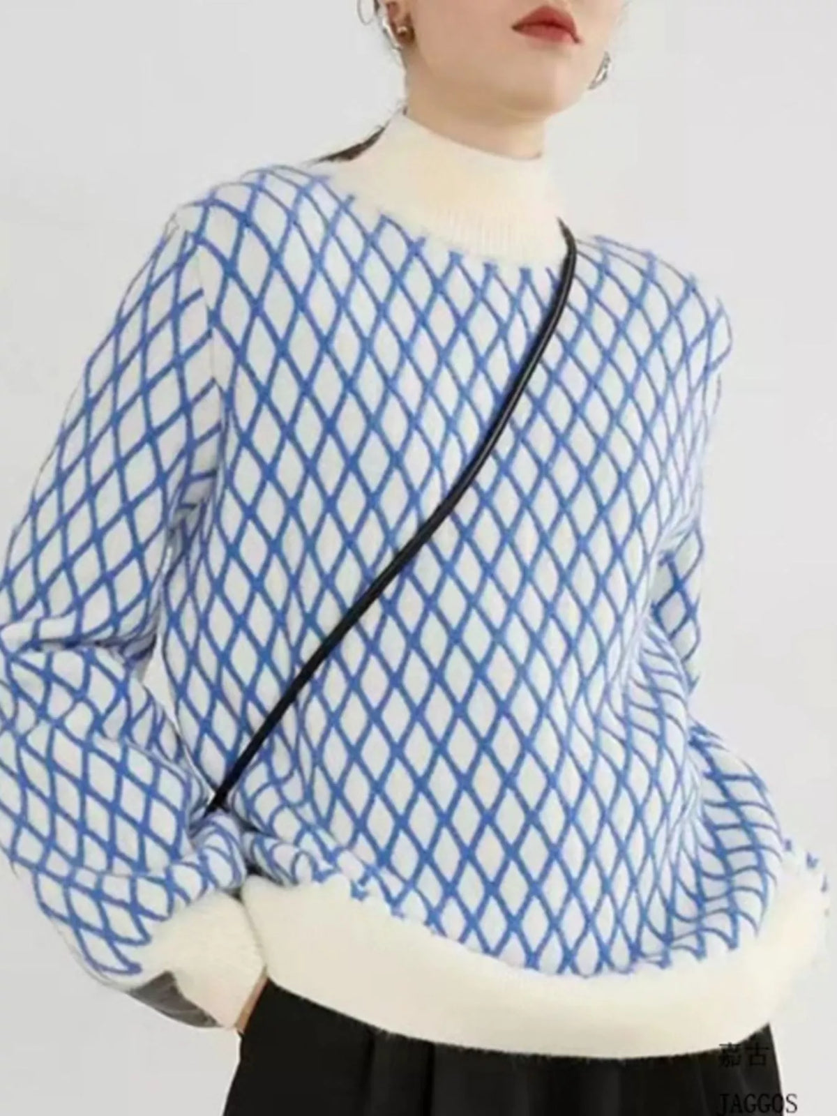 Geometric Pattern Turtleneck Sweater