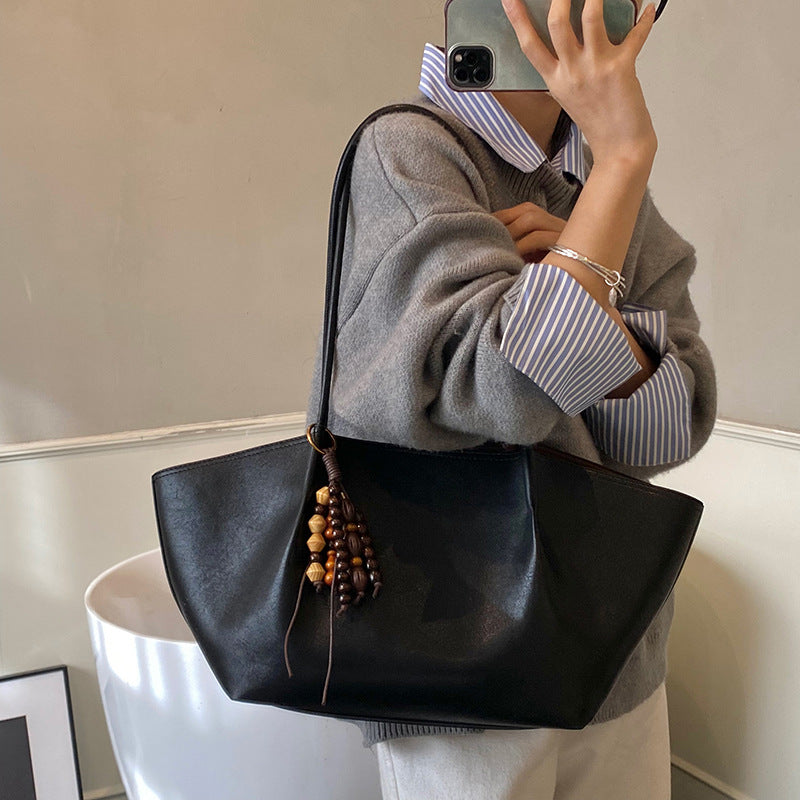 Retro Casual Large-Capacity Shoulder Bag