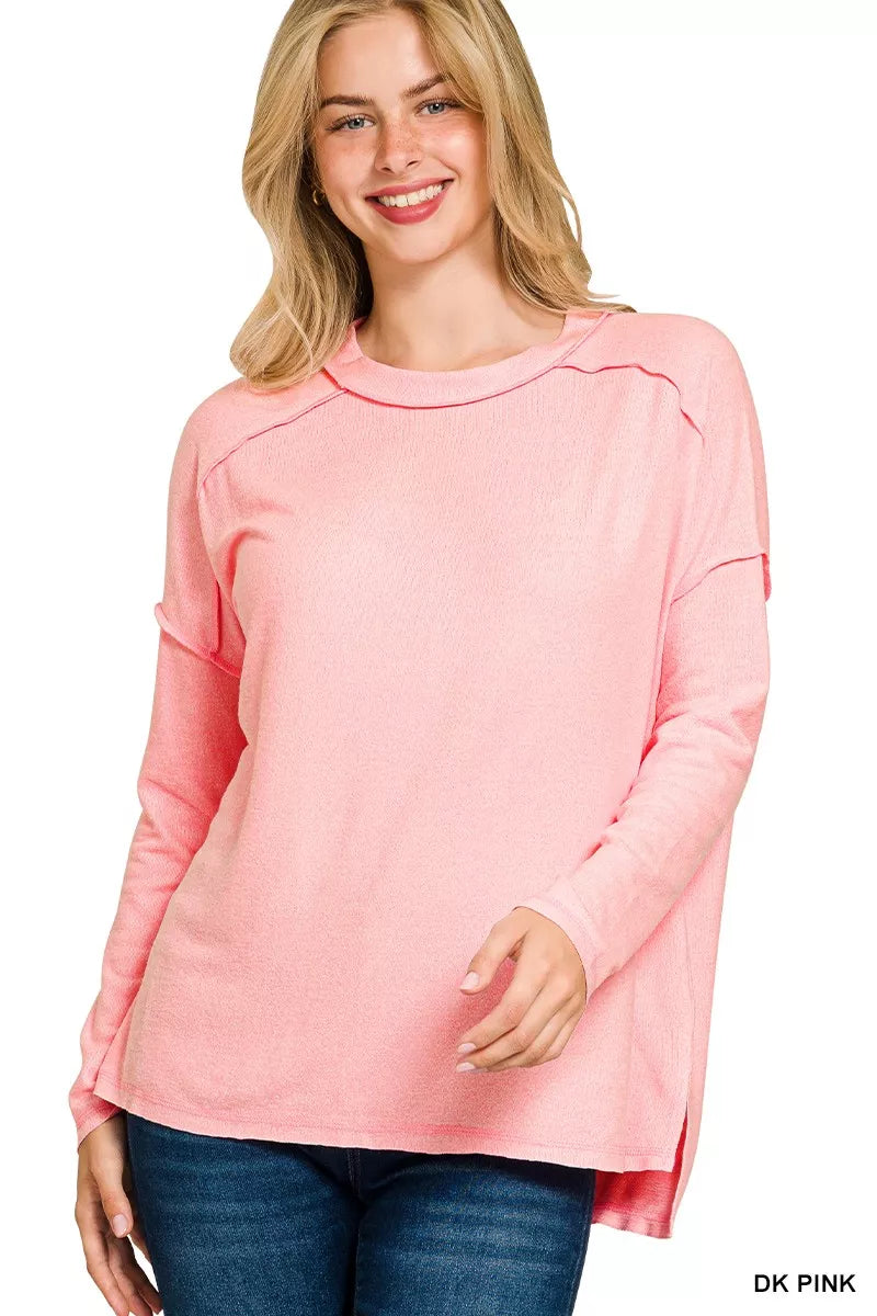 Zenana Camiseta Melange Hacci de Talla Grande con Costuras Vistas y Bajo Alto-Bajo