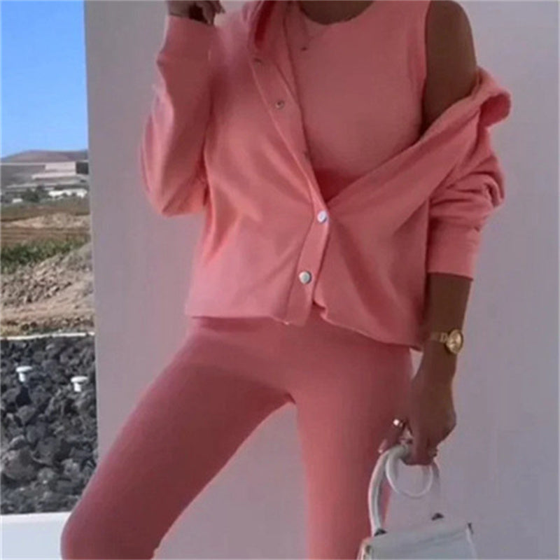 Conjunto de tres piezas de chaleco, pantalón y sudadera con capucha de ocio y deporte de moda femenina. Ver tabla de tallas en "más detalles".
